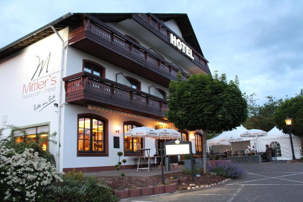 Hotel Zur Moselbruecke Schweich Buitenkant foto