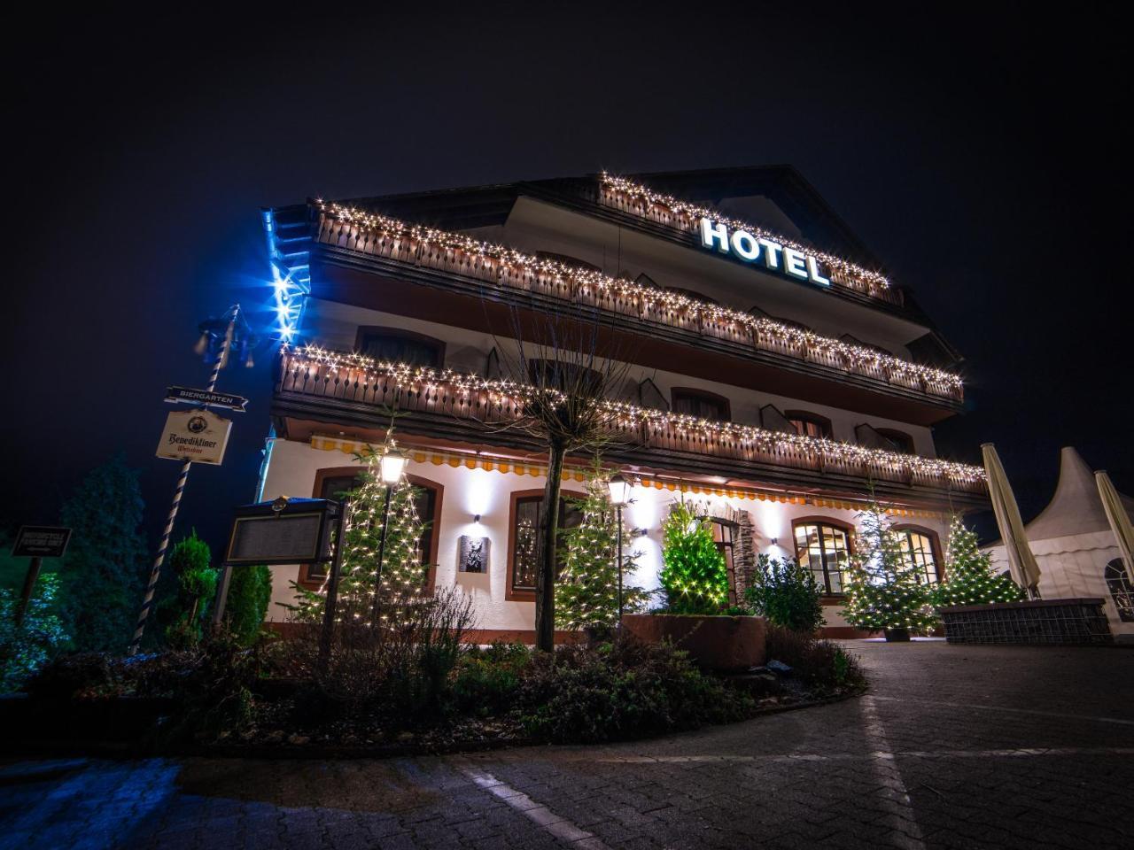 Hotel Zur Moselbruecke Schweich Buitenkant foto